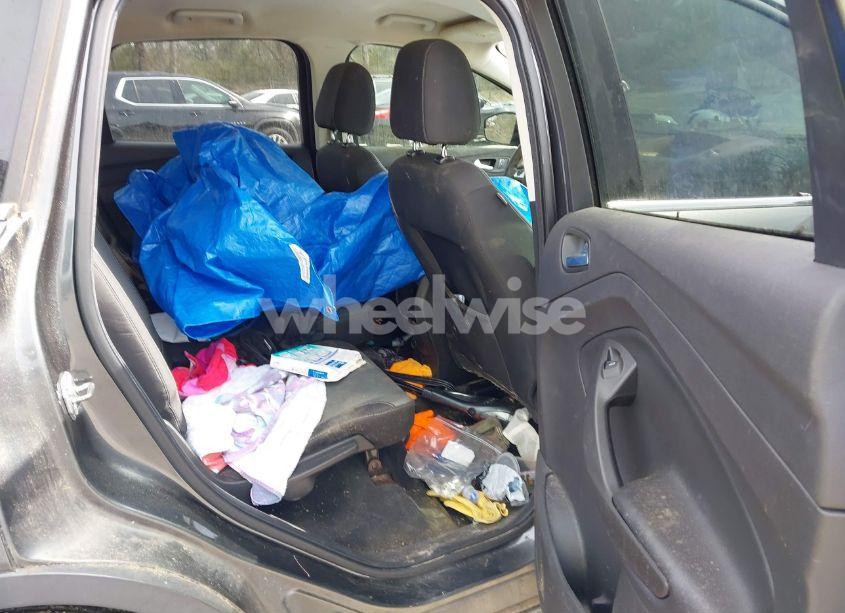 Photo 8 of 2016 Ford Escape SE (VIN 1FMCU9GX5GUC13467)