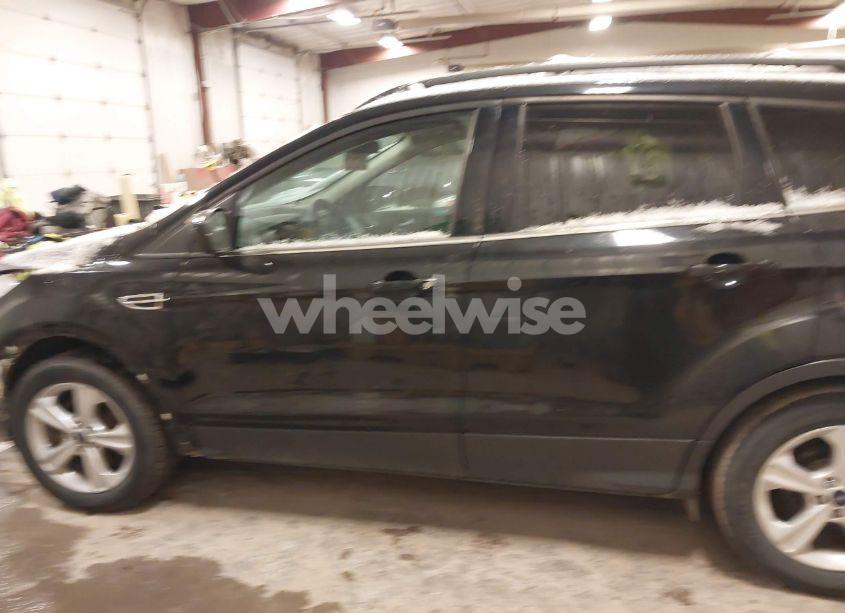 Photo 14 of 2016 Ford Escape SE (VIN 1FMCU9GX5GUC24159)