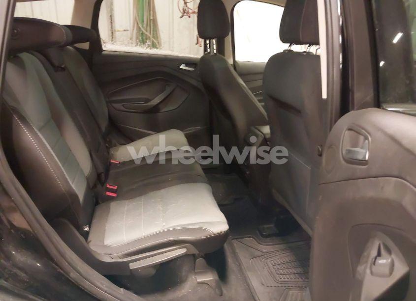 Photo 8 of 2016 Ford Escape SE (VIN 1FMCU9GX5GUC24159)