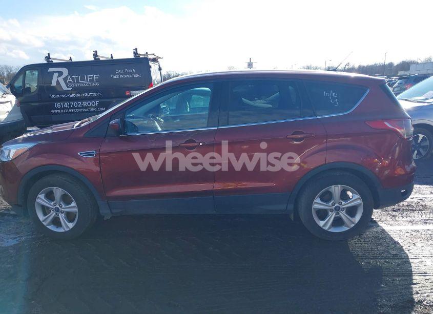 Photo 14 of 2016 Ford Escape SE (VIN 1FMCU9GX5GUC38157)