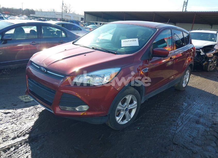 Photo 2 of 2016 Ford Escape SE (VIN 1FMCU9GX5GUC38157)
