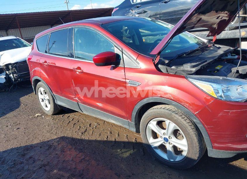 Photo 6 of 2016 Ford Escape SE (VIN 1FMCU9GX5GUC38157)