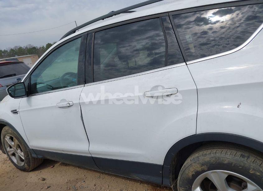Photo 15 of 2013 Ford Escape SE (VIN 1FMCU9GX6DUA16089)