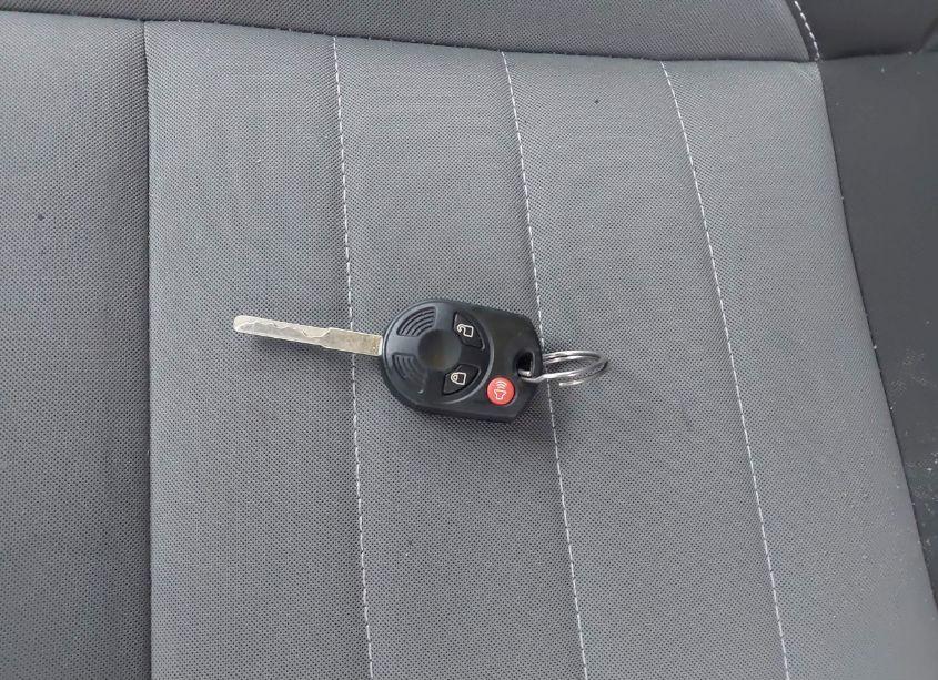 Photo 11 of 2013 Ford Escape SE (VIN 1FMCU9GX6DUB07086)