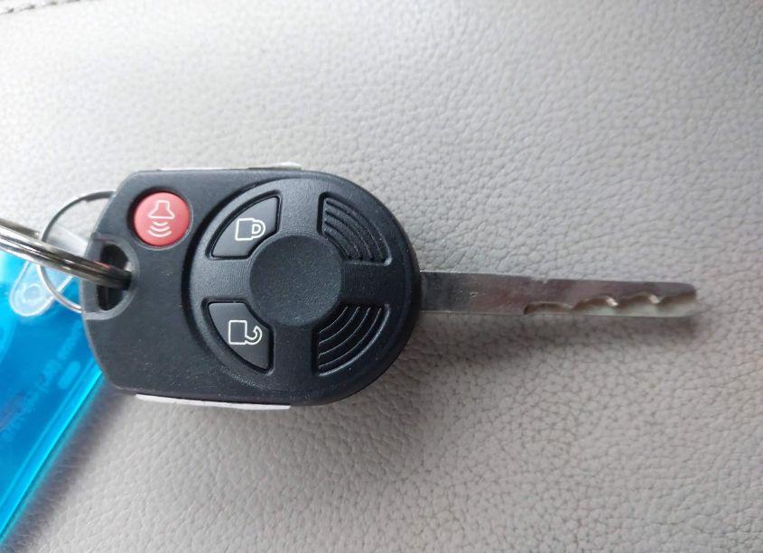 Photo 11 of 2013 Ford Escape SE (VIN 1FMCU9GX6DUB92205)