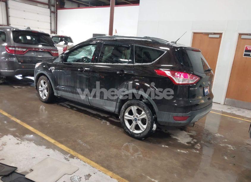 Photo 3 of 2013 Ford Escape SE (VIN 1FMCU9GX6DUC07446)