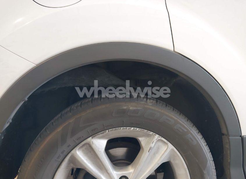 Photo 6 of 2013 Ford Escape SE (VIN 1FMCU9GX6DUD80139)