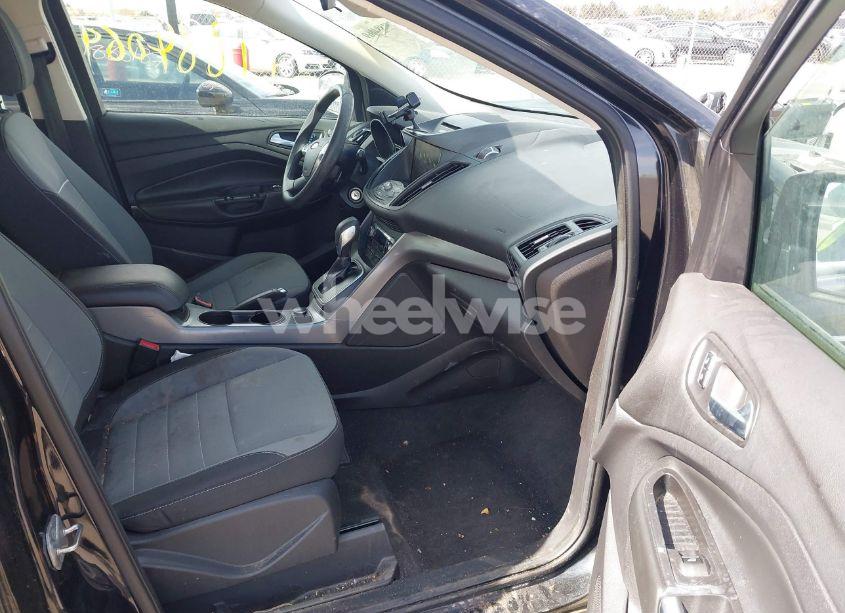 Photo 5 of 2014 Ford Escape SE (VIN 1FMCU9GX6EUA05112)