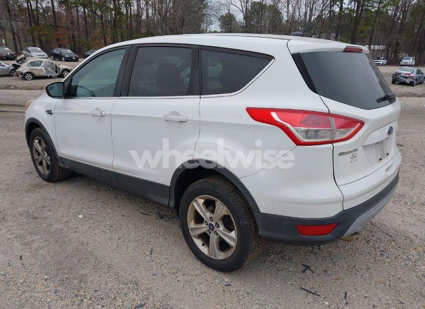 Photo 3 of 2014 Ford Escape SE (VIN 1FMCU9GX6EUA26249)