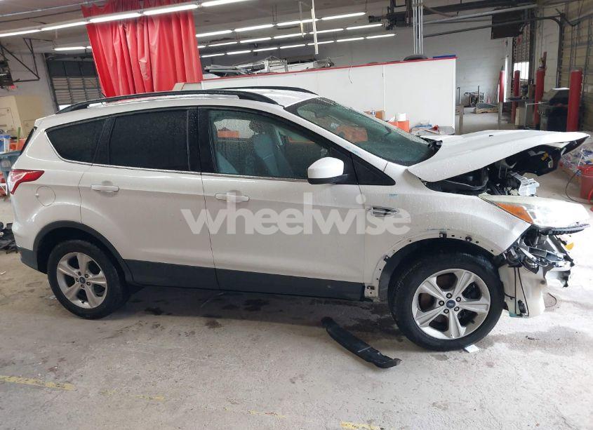 Photo 13 of 2014 Ford Escape SE (VIN 1FMCU9GX6EUA73121)