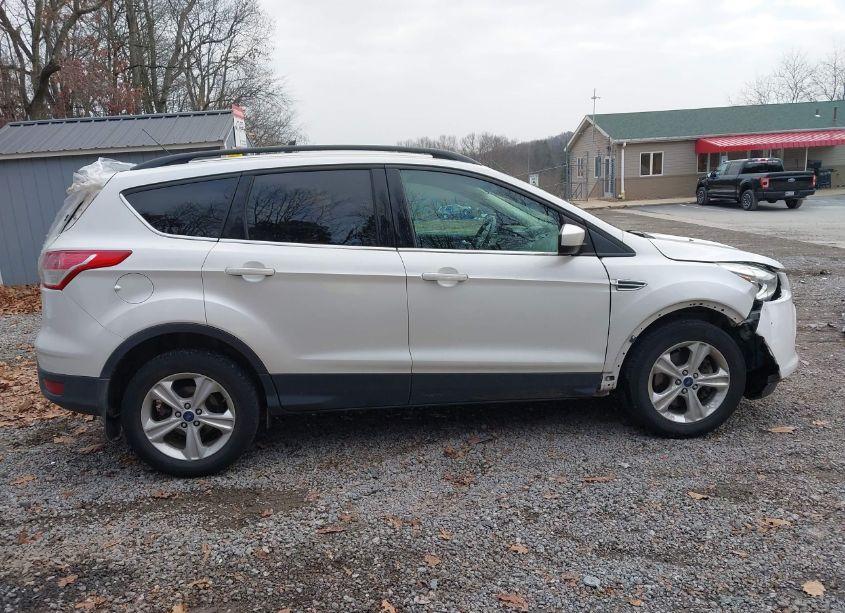 Photo 11 of 2014 Ford Escape SE (VIN 1FMCU9GX6EUA75452)