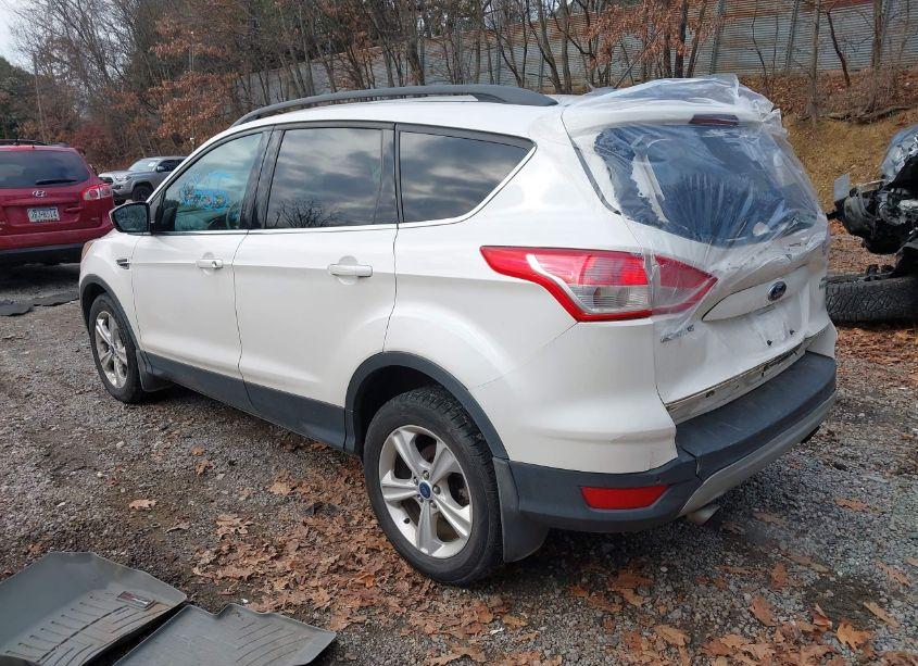Photo 3 of 2014 Ford Escape SE (VIN 1FMCU9GX6EUA75452)