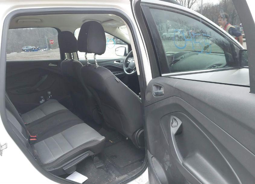 Photo 8 of 2014 Ford Escape SE (VIN 1FMCU9GX6EUA75452)