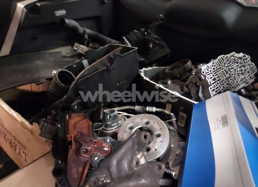 Photo 12 of 2014 Ford Escape SE (VIN 1FMCU9GX6EUB03640)