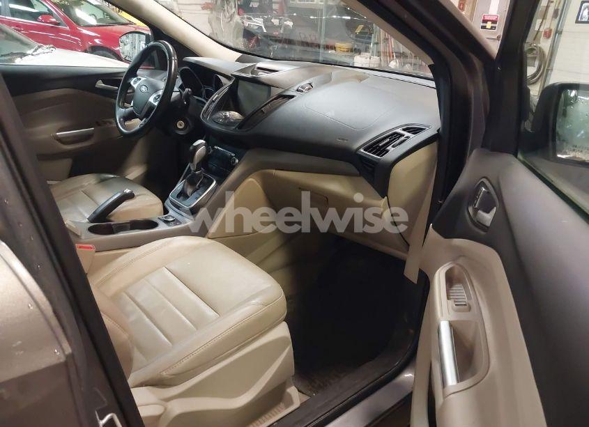 Photo 5 of 2014 Ford Escape SE (VIN 1FMCU9GX6EUB03640)