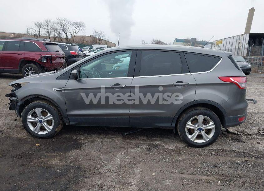 Photo 15 of 2014 Ford Escape SE (VIN 1FMCU9GX6EUB09826)