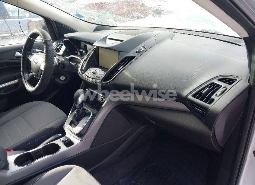 Photo 5 of 2014 Ford Escape SE (VIN 1FMCU9GX6EUB23595)