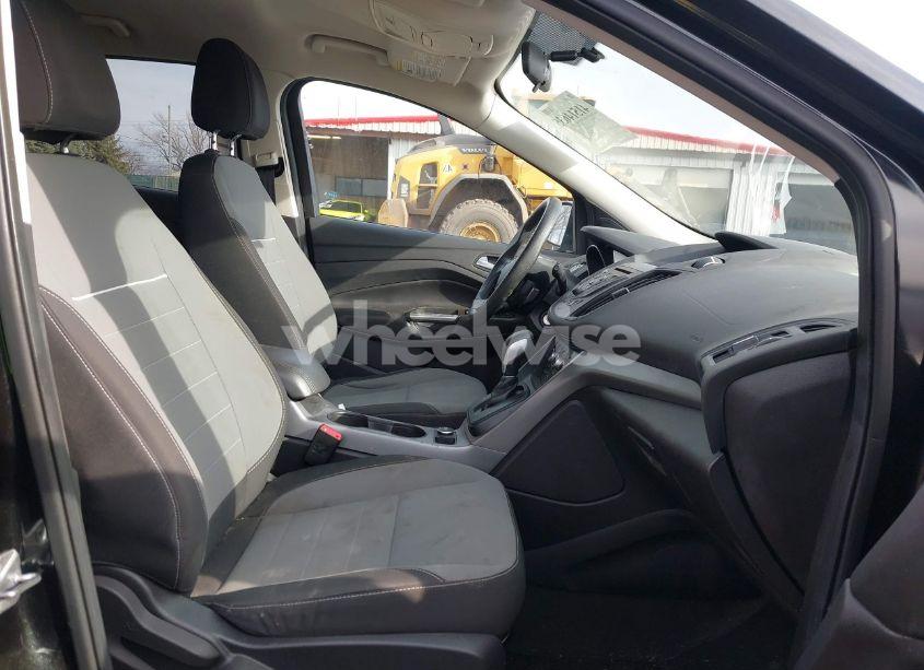 Photo 5 of 2014 Ford Escape SE (VIN 1FMCU9GX6EUC83072)