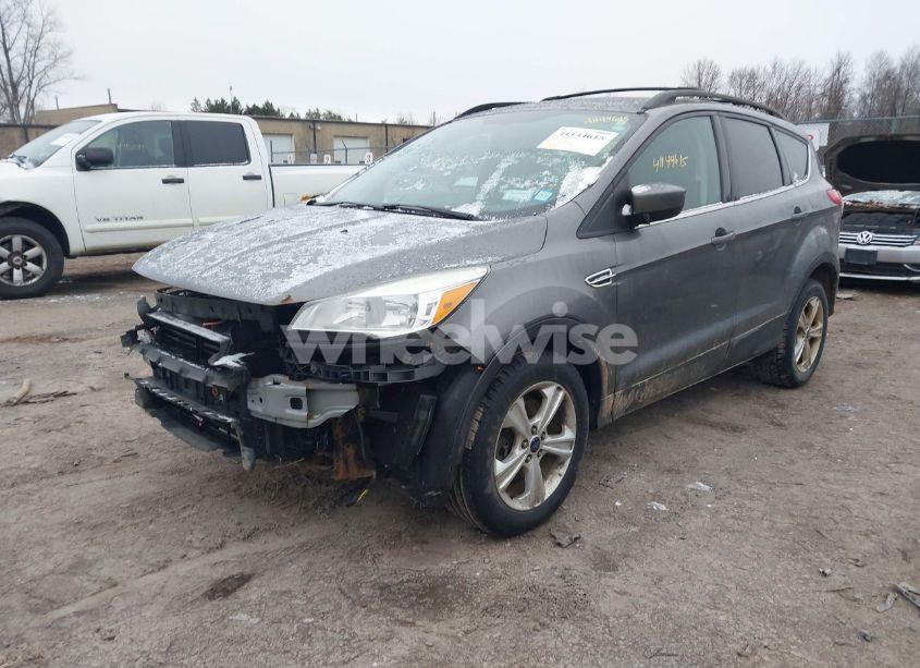 Photo 2 of 2014 Ford Escape SE (VIN 1FMCU9GX6EUD48289)