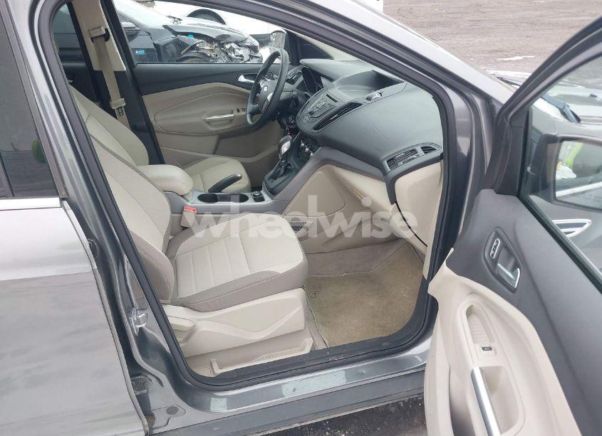 Photo 5 of 2014 Ford Escape SE (VIN 1FMCU9GX6EUD55534)