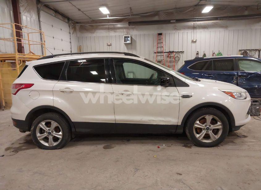 Photo 13 of 2014 Ford Escape SE (VIN 1FMCU9GX6EUE02397)