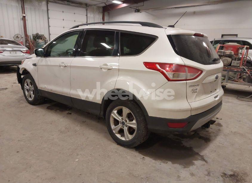 Photo 3 of 2014 Ford Escape SE (VIN 1FMCU9GX6EUE02397)