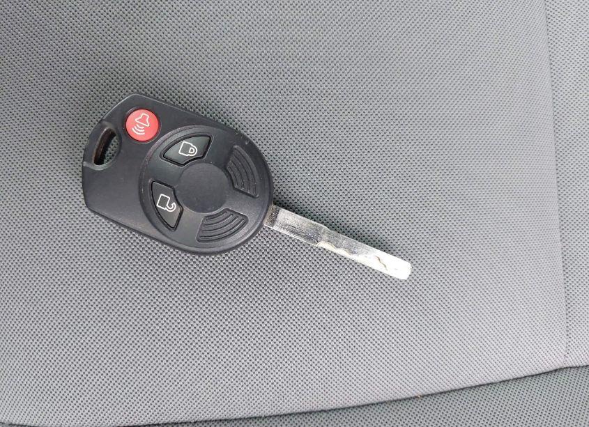 Photo 11 of 2015 Ford Escape SE (VIN 1FMCU9GX6FUA75694)