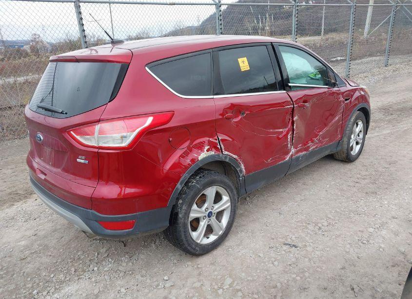 Photo 4 of 2015 Ford Escape SE (VIN 1FMCU9GX6FUA75694)
