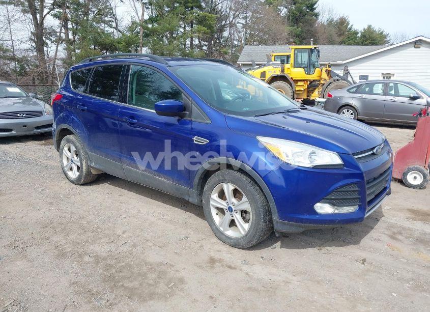 2015 Ford Escape SE (VIN 1FMCU9GX6FUB27096) main photo