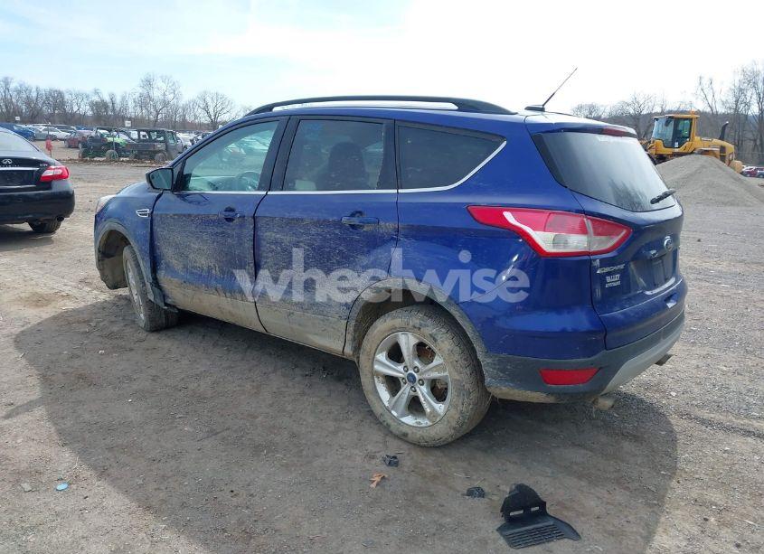 Photo 3 of 2015 Ford Escape SE (VIN 1FMCU9GX6FUB27096)