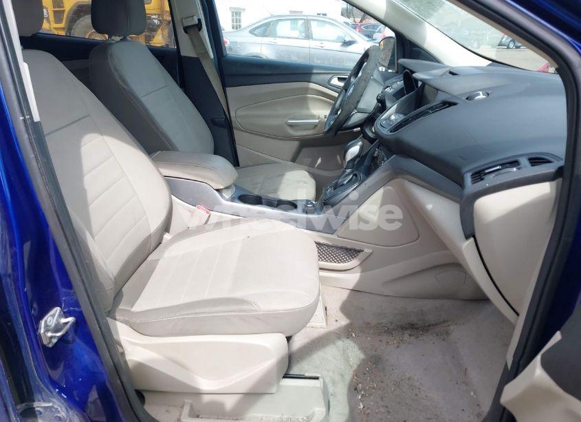 Photo 5 of 2015 Ford Escape SE (VIN 1FMCU9GX6FUB27096)