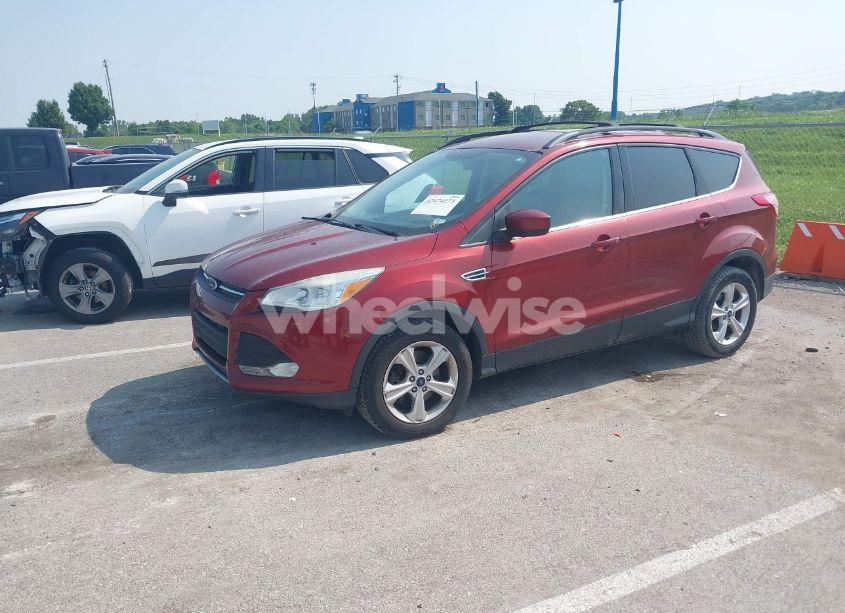 Photo 2 of 2015 Ford Escape SE (VIN 1FMCU9GX6FUC14383)