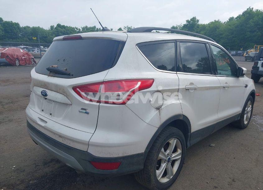 Photo 4 of 2015 Ford Escape SE (VIN 1FMCU9GX6FUC39235)