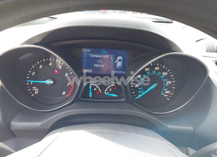 Photo 7 of 2015 Ford Escape SE (VIN 1FMCU9GX6FUC54141)