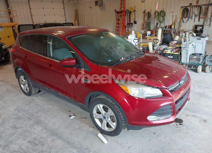 2015 Ford Escape SE (VIN 1FMCU9GX6FUC77032) main photo