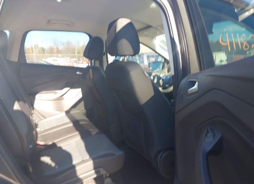 Photo 8 of 2015 Ford Escape SE (VIN 1FMCU9GX6FUC84577)