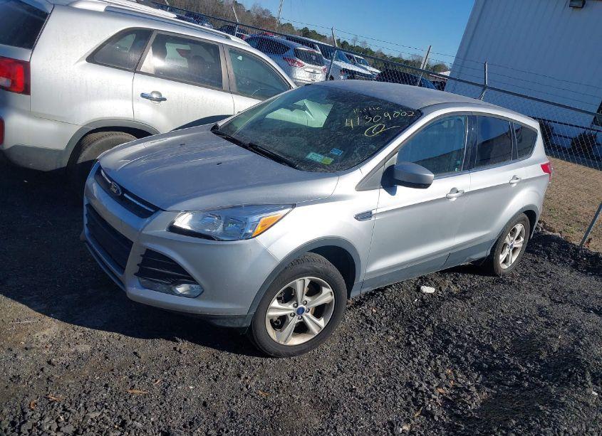 Photo 2 of 2016 Ford Escape SE (VIN 1FMCU9GX6GUA58489)