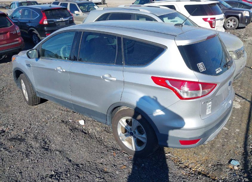 Photo 3 of 2016 Ford Escape SE (VIN 1FMCU9GX6GUA58489)