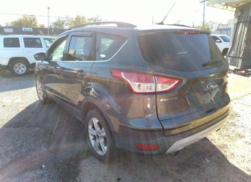 Photo 3 of 2016 Ford Escape SE (VIN 1FMCU9GX6GUA71646)
