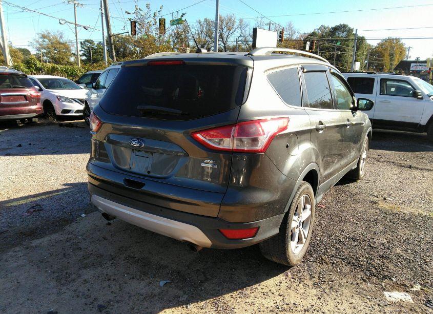 Photo 4 of 2016 Ford Escape SE (VIN 1FMCU9GX6GUA71646)