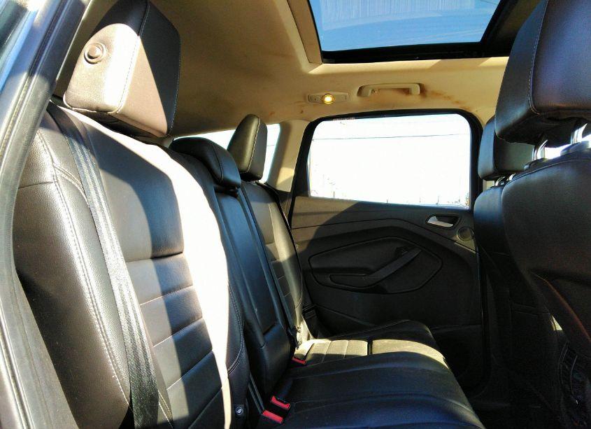 Photo 8 of 2016 Ford Escape SE (VIN 1FMCU9GX6GUA71646)