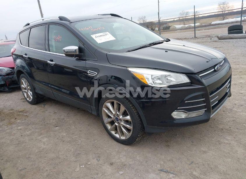 2016 Ford Escape SE (VIN 1FMCU9GX6GUB19002) main photo