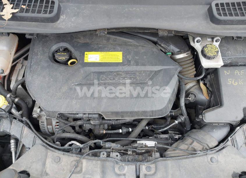 Photo 10 of 2016 Ford Escape SE (VIN 1FMCU9GX6GUB19002)