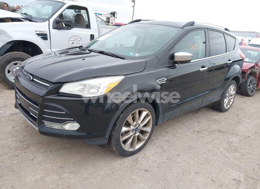 Photo 2 of 2016 Ford Escape SE (VIN 1FMCU9GX6GUB19002)