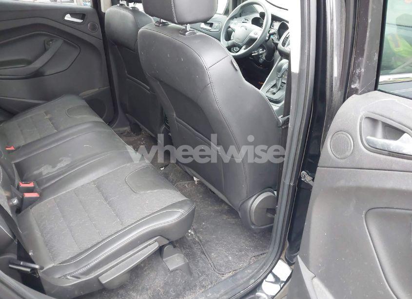 Photo 8 of 2016 Ford Escape SE (VIN 1FMCU9GX6GUB19002)