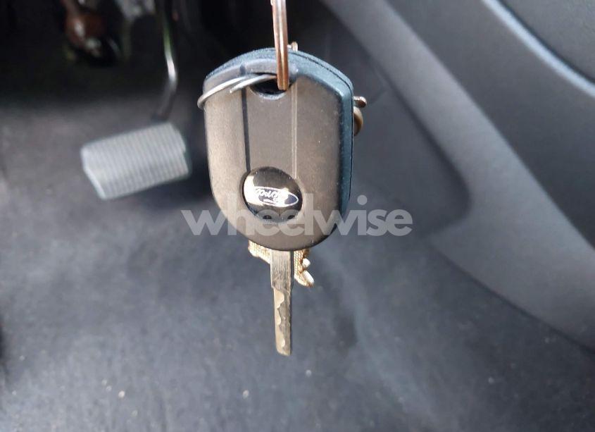 Photo 11 of 2016 Ford Escape SE (VIN 1FMCU9GX6GUB27794)