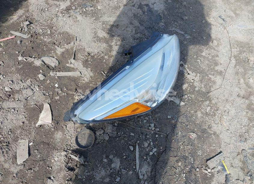 Photo 12 of 2016 Ford Escape SE (VIN 1FMCU9GX6GUB27794)