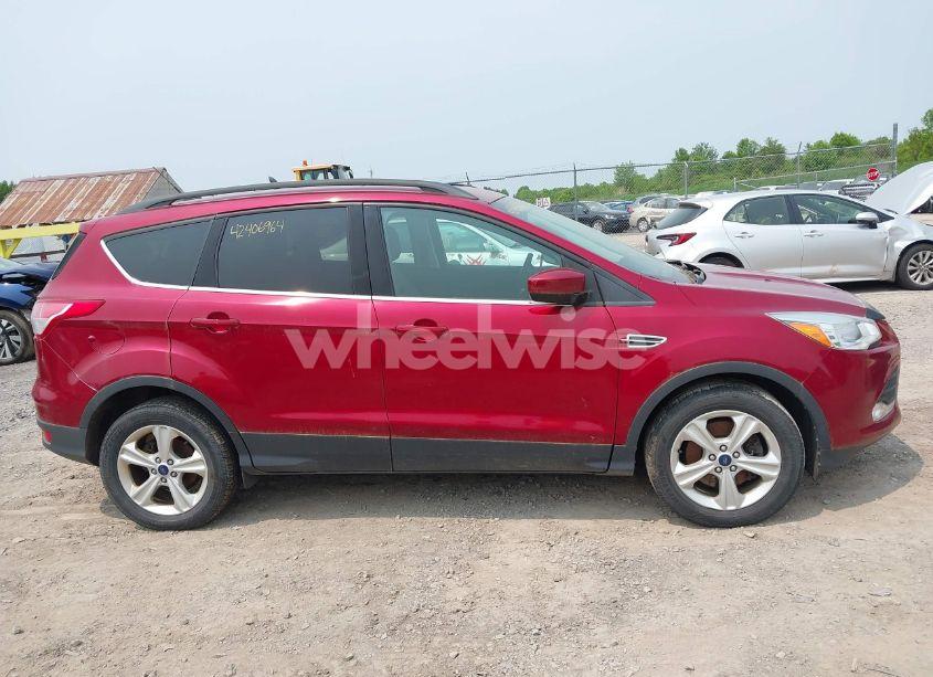 Photo 12 of 2016 Ford Escape SE (VIN 1FMCU9GX6GUB29495)