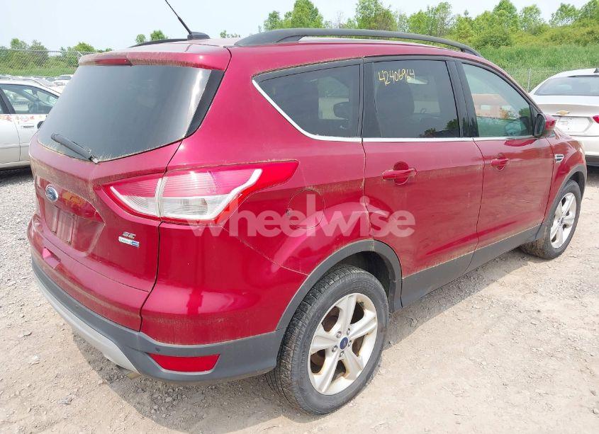 Photo 4 of 2016 Ford Escape SE (VIN 1FMCU9GX6GUB29495)