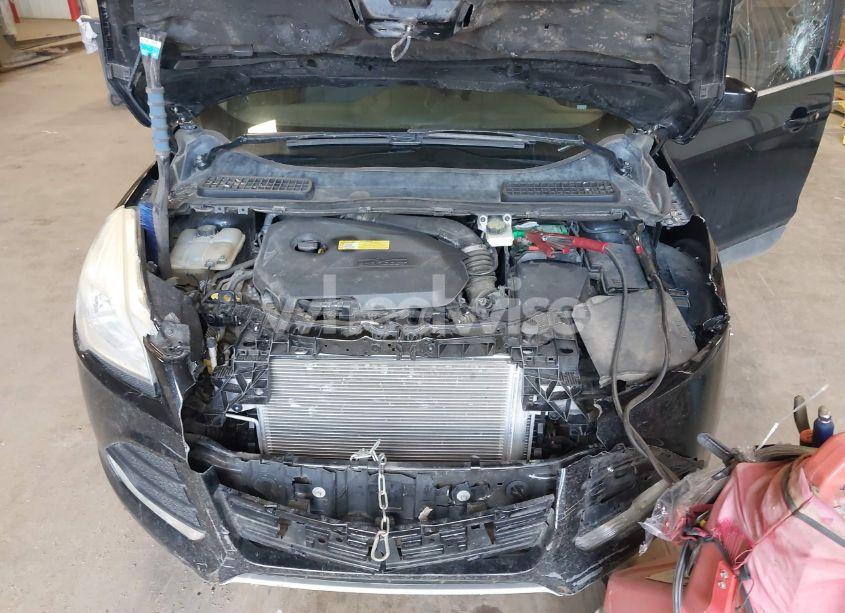 Photo 10 of 2016 Ford Escape SE (VIN 1FMCU9GX6GUB40187)